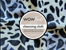 Load image into Gallery viewer, WOWJude Cleansing Mitt