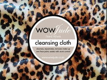 Load image into Gallery viewer, WOWJude Cleansing Mitt

